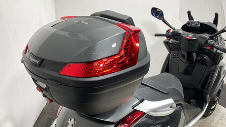 Peugeot Metropolis 400 ABS Three Wheeler Trike, Serviced, Warranty, 2019 4