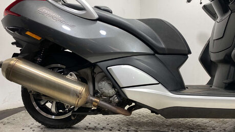 Peugeot Metropolis 400 ABS Three Wheeler Trike, Serviced, Warranty, 2019 11
