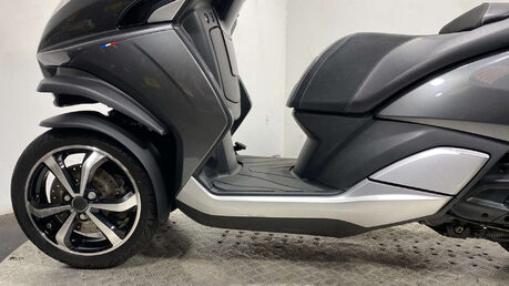 Peugeot Metropolis 400 ABS Three Wheeler Trike, Serviced, Warranty, 2019 37