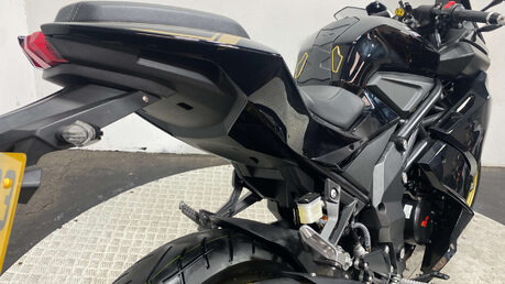 Lexmoto LXR SPORTS BIKE 125CC ONLY 10 MILES 4