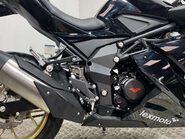 Lexmoto LXR SPORTS BIKE 125CC ONLY 10 MILES 5