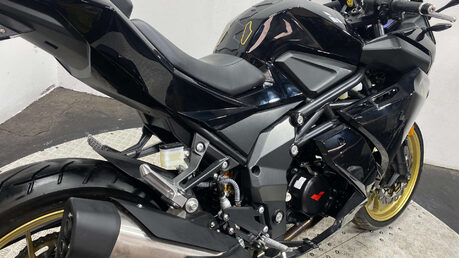 Lexmoto LXR SPORTS BIKE 125CC ONLY 10 MILES 7