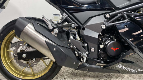 Lexmoto LXR SPORTS BIKE 125CC ONLY 10 MILES 10