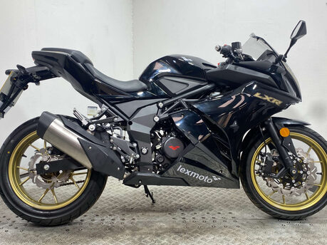 Lexmoto LXR SPORTS BIKE 125CC ONLY 10 MILES