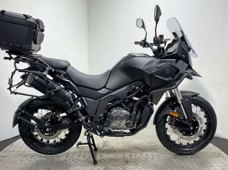 Mutt Stravaig 401 Adventure Petrol Manual Euro 5 (36 ps)
