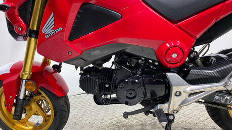 Honda MSX125 125 GROM 2015 3K NEW MOT MINI BIKE 38