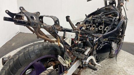 Suzuki GSX GSX600F 1995 NON RUNNING PARTS BIKE 600CC 3
