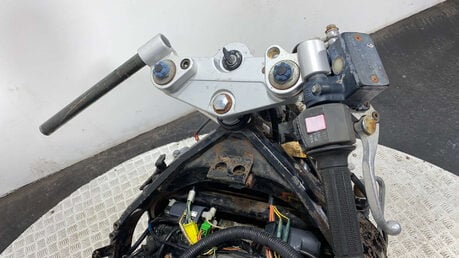 Suzuki GSX GSX600F 1995 NON RUNNING PARTS BIKE 600CC 9