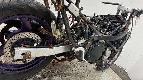 Suzuki GSX GSX600F 1995 NON RUNNING PARTS BIKE 600CC 10