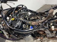 Suzuki GSX GSX600F 1995 NON RUNNING PARTS BIKE 600CC 19