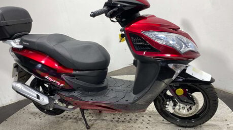 Sinnis Shuttle 2024 700 miles 125cc scooter 5