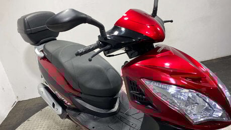 Sinnis Shuttle 2024 700 miles 125cc scooter 19