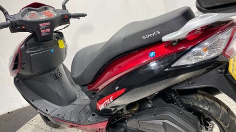 Sinnis Shuttle 2024 700 miles 125cc scooter 15