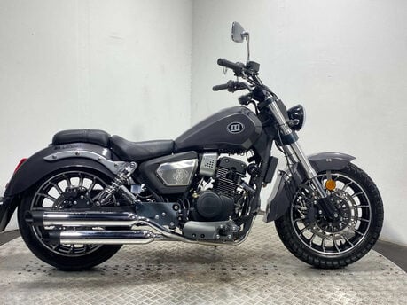 Motorini Box 2019 132 MILES LARGE CRUISER 1 OWNER