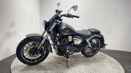 Motorini Box 2019 132 MILES LARGE CRUISER 1 OWNER 25