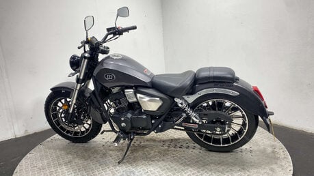 Motorini Box 2019 132 MILES LARGE CRUISER 1 OWNER 48