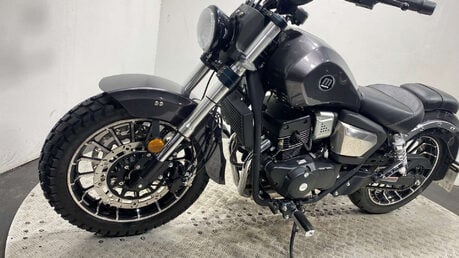 Motorini Box 2019 132 MILES LARGE CRUISER 1 OWNER 26