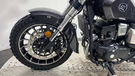 Motorini Box 2019 132 MILES LARGE CRUISER 1 OWNER 31