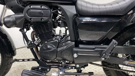Sinnis Hoodlum 125 CUSTOM CRUISER BIKE 1K 1 OWNER WARRANTY 45
