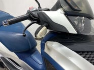 Piaggio MP3 YOURBAN LT 2011 11K 3 WHEELER TRIKE 300CC 14