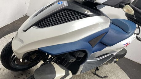 Piaggio MP3 YOURBAN LT 2011 11K 3 WHEELER TRIKE 300CC 27