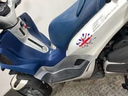 Piaggio MP3 YOURBAN LT 2011 11K 3 WHEELER TRIKE 300CC 35
