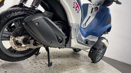 Piaggio MP3 YOURBAN LT 2011 11K 3 WHEELER TRIKE 300CC 6