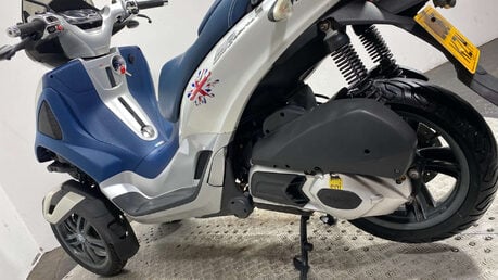 Piaggio MP3 YOURBAN LT 2011 11K 3 WHEELER TRIKE 300CC 23