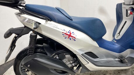 Piaggio MP3 YOURBAN LT 2011 11K 3 WHEELER TRIKE 300CC 9