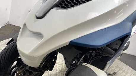 Piaggio MP3 YOURBAN LT 2011 11K 3 WHEELER TRIKE 300CC 28