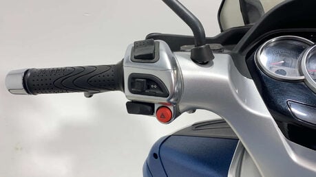 Piaggio MP3 YOURBAN LT 2011 11K 3 WHEELER TRIKE 300CC 19