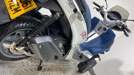 Piaggio MP3 YOURBAN LT 2011 11K 3 WHEELER TRIKE 300CC 22