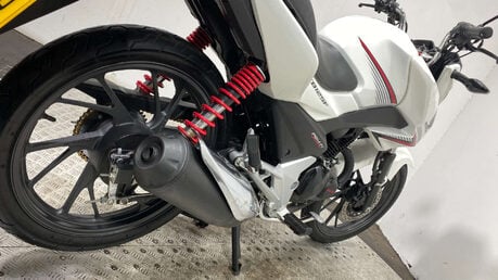 Honda CB GLR125 2016 3K NEW MOT SERVICED 125CC 23