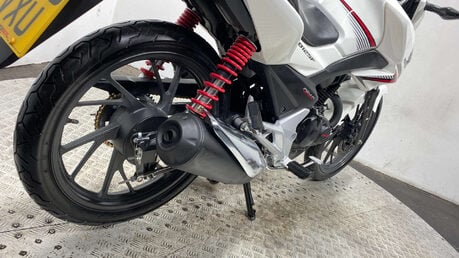 Honda CB GLR125 2016 3K NEW MOT SERVICED 125CC 5