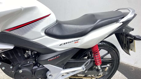 Honda CB GLR125 2016 3K NEW MOT SERVICED 125CC 36