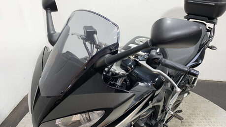 Yamaha FZ 600 S2 Sports Tourer Petrol Manual (98 ps) 31