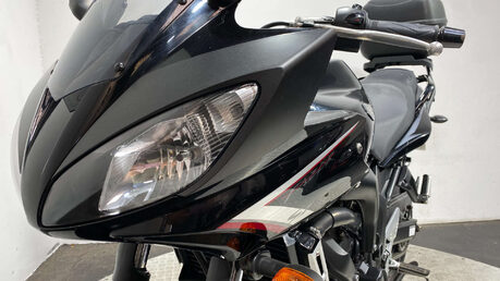 Yamaha FZ 600 S2 Sports Tourer Petrol Manual (98 ps) 30