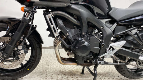 Yamaha FZ 600 S2 Sports Tourer Petrol Manual (98 ps) 33