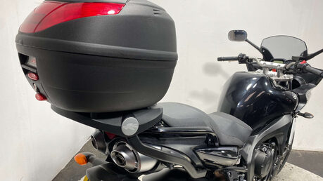 Yamaha FZ 600 S2 Sports Tourer Petrol Manual (98 ps) 4