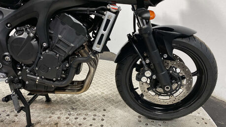 Yamaha FZ 600 S2 Sports Tourer Petrol Manual (98 ps) 12