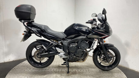 Yamaha FZ 600 S2 Sports Tourer Petrol Manual (98 ps) 1