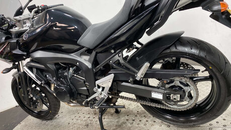 Yamaha FZ 600 S2 Sports Tourer Petrol Manual (98 ps) 34