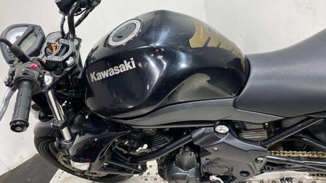 Kawasaki Er 650 Naked Petrol Manual (72 ps) 40