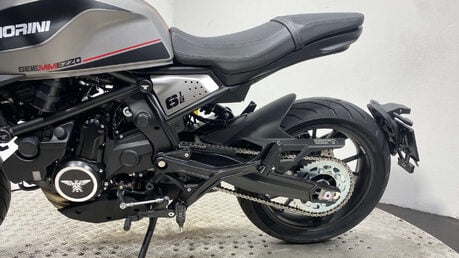 Moto Morini Seiemmezzo 649 Street Roadster/Retro Petrol Manual Euro 5 (60 ps) 46