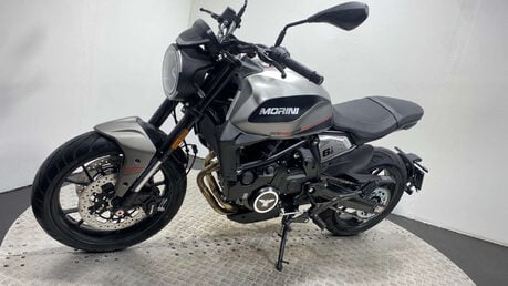 Moto Morini Seiemmezzo 649 Street Roadster/Retro Petrol Manual Euro 5 (60 ps) 36