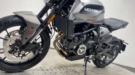 Moto Morini Seiemmezzo 649 Street Roadster/Retro Petrol Manual Euro 5 (60 ps) 39