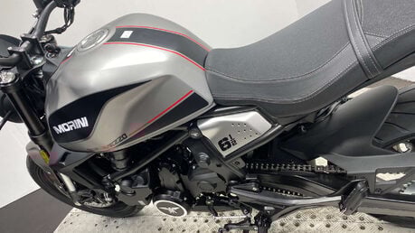 Moto Morini Seiemmezzo 649 Street Roadster/Retro Petrol Manual Euro 5 (60 ps) 50