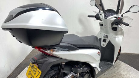 Honda SH300i 300 Scooter Petrol CVT Euro 4 (26 ps) 3