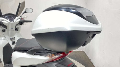 Honda SH300i 300 Scooter Petrol CVT Euro 4 (26 ps) 40