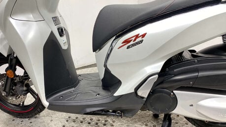 Honda SH300i 300 Scooter Petrol CVT Euro 4 (26 ps) 43